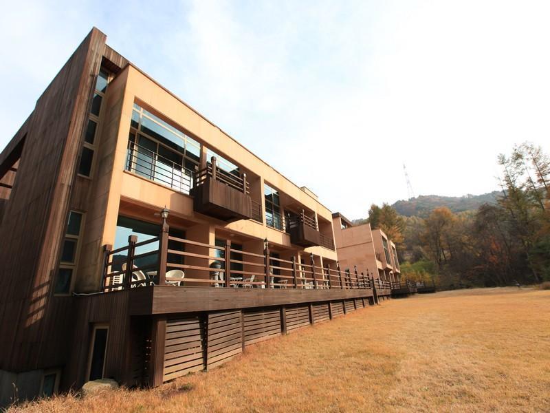 פיאונגצ'אנג Hugel Heim Pension מראה חיצוני תמונה