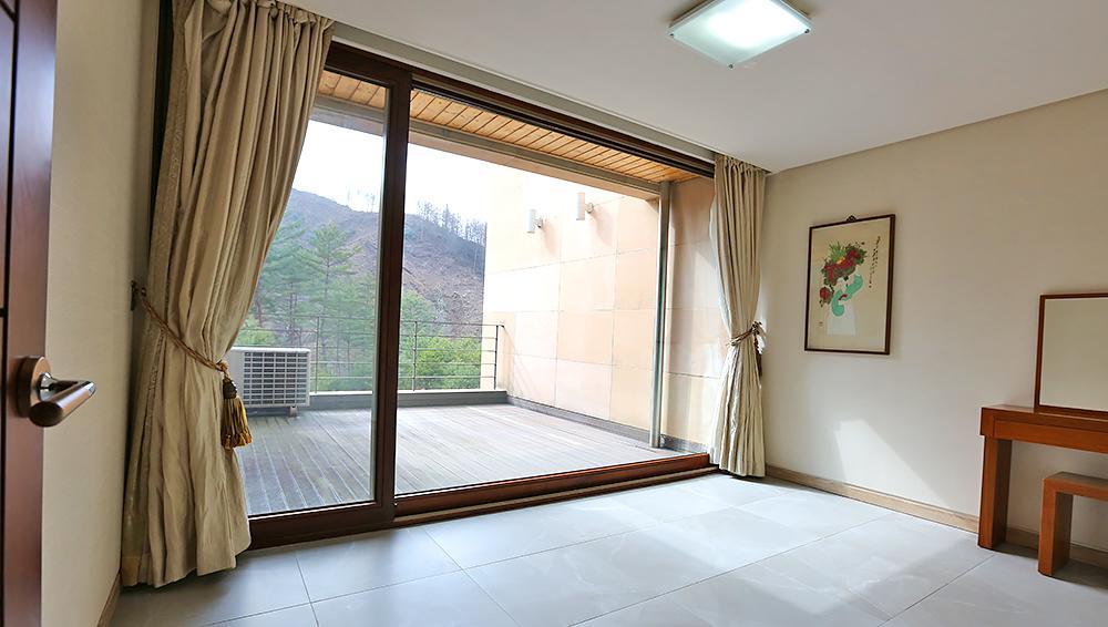 פיאונגצ'אנג Hugel Heim Pension מראה חיצוני תמונה